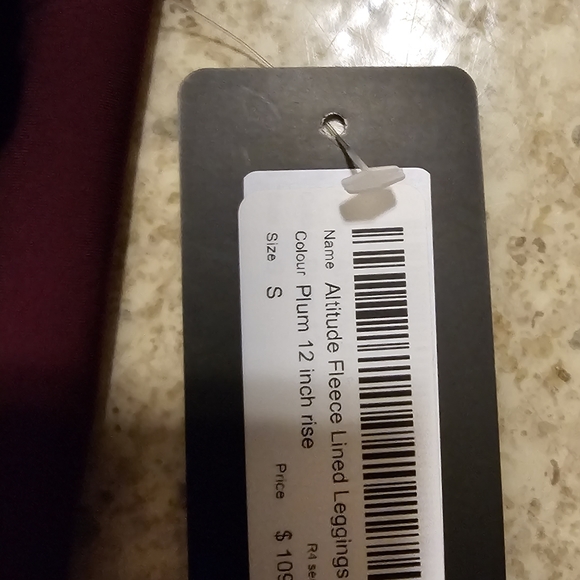 New Silver Icing Altitude Fleece Lined Leggings 12 inch rise - Picture 3 of 5